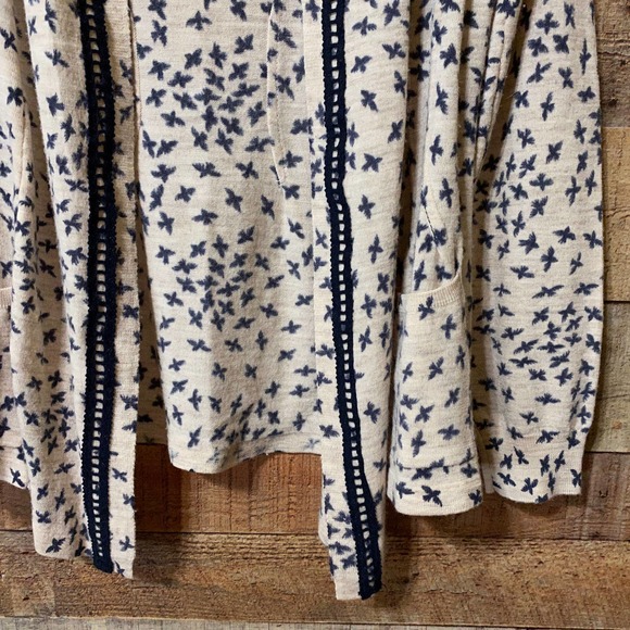 Sparrow Soft Soaring Cardigan Size Small - Picture 4 of 14